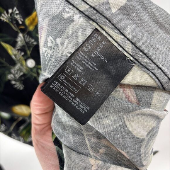 H&M Oil Leaf Bird Print Button Down collared Shirt - Black and Green - Picture 5 of 6